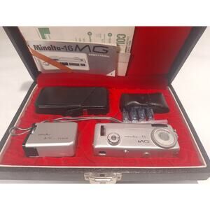 Minolta 16 MG Subminiature Camera Kit Flash Case Film 1960s Japan - Near Mint!